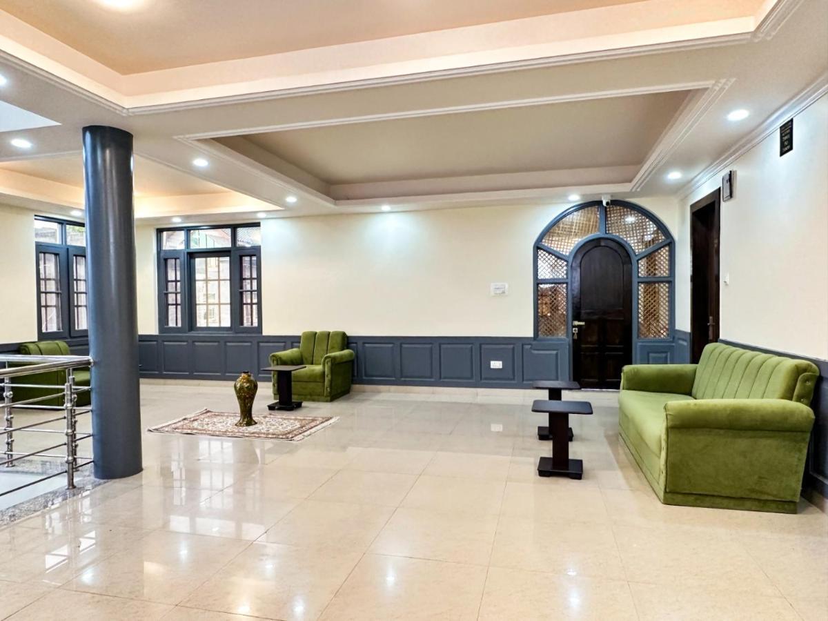Srinagar Group Of Hotels Eksteriør billede