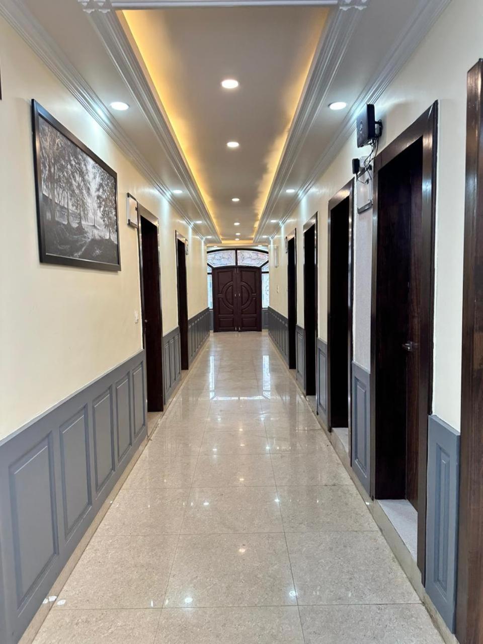 Srinagar Group Of Hotels Eksteriør billede