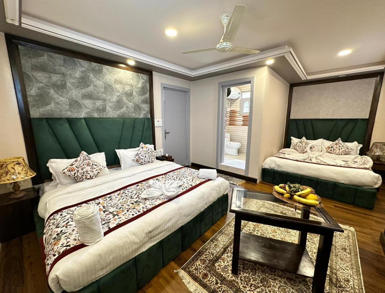 Srinagar Group Of Hotels Eksteriør billede